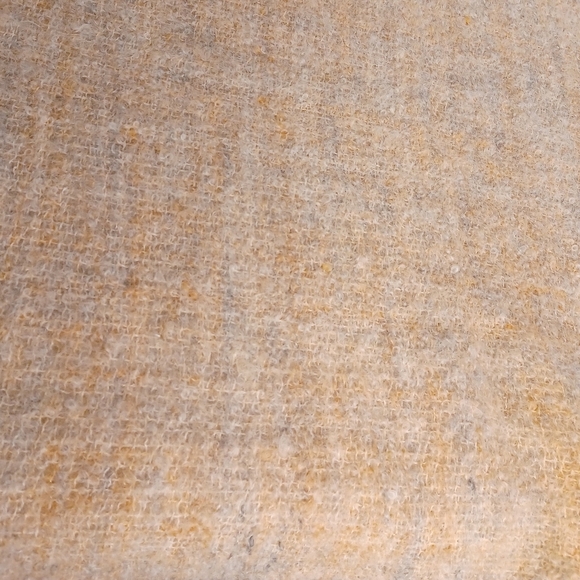 Cozy Neutral Creanm Hand Woven Mohair Wool Fringe Scarf Wrap Shawl - Picture 9 of 11